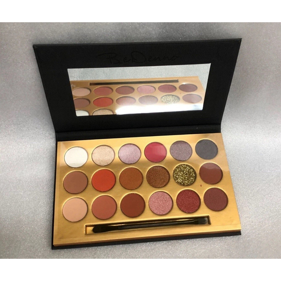 BeDenno 18 Shades Eyeshadow Palette - High Pigmented, and Long-Lasting Eyeshadow - Picture 6 of 7